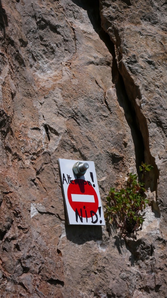 Panneau posé par le CAF de Millau