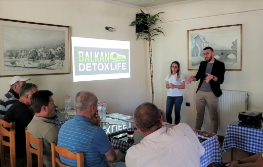 Rencontres informatives-éducatives à Radat et Sofratika © AOS